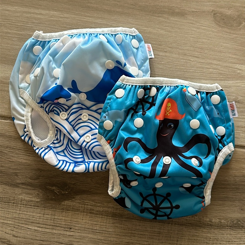 EUC set of plastic swim bottoms